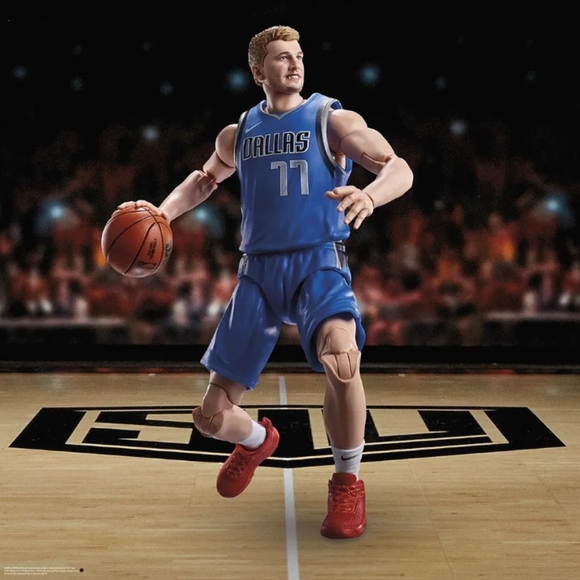 Luka Doncic NEW Hasbro Starting Lineup Series 1 NBA 6" Action Figure - Picture 7 of 12